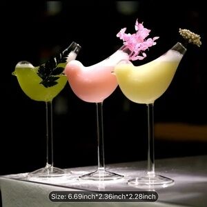 x2 Chic Bird-Shaped Wine Glasses –  Unique Molecular Cocktail Glass Set